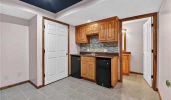 1504 Hillcrest Ct, Atchison, KS 66002