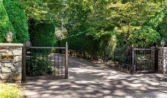 14 Dawn Ln, Coventry, RI 02816