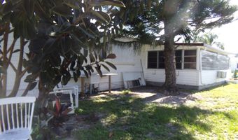 6385 Cypress Ln, Atlantis, FL 33462