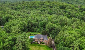 15 Strafford Ln, Bedford, NH 03110