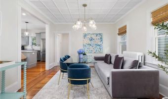 35 Hall Ave, Newport, RI 02840