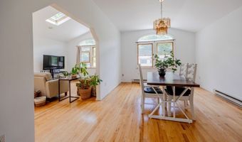 1 Bantry Ct, Alloway, NJ 07422