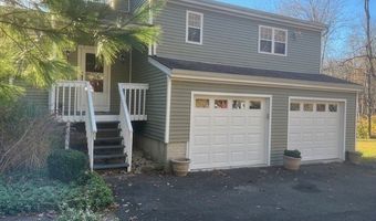 6-8 Wicks Manor Dr, Danbury, CT 06810