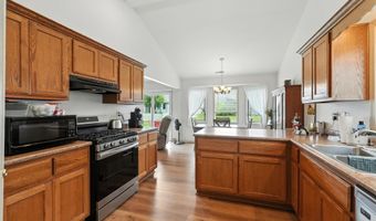 1410 S Duesenberg Dr, Auburn, IN 46706