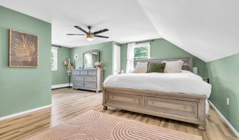 728 Neptune Ave, Beachwood, NJ 08722