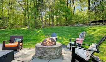 11 Haley Ridge Rd, Beacon Falls, CT 06403