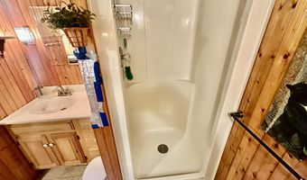 206 Endicott Rd, Belgrade, ME 04917