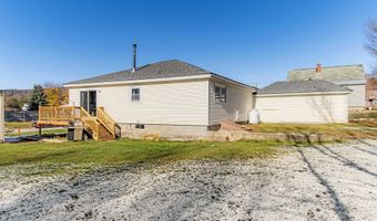 4 Verdun St, Berlin, NH 03570