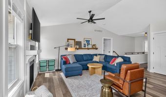3624 NE Winding Trail Dr, Ankeny, IA 50021