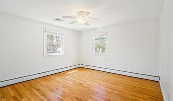 11 Knapton St St, Barrington, RI 02806