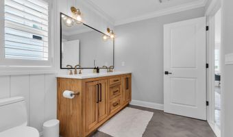 33 Amherst Dr, Bayville, NJ 08721