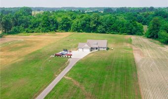 961 Industry Rd, Atwater, OH 44201