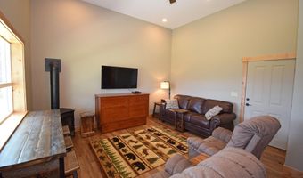 8694 Meadow Creek Rd, Bonners Ferry, ID 83805