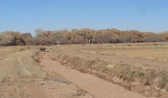 240 Sutton Ln, Bosque Farms, NM 87068