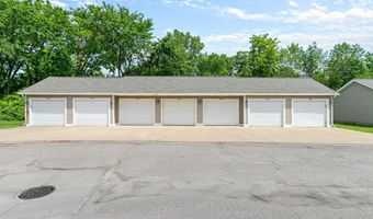 1407 Millbrook Trl, Ann Arbor, MI 48108