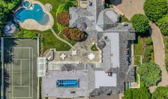 38 Rio Vista Dr, Alpine, NJ 07620