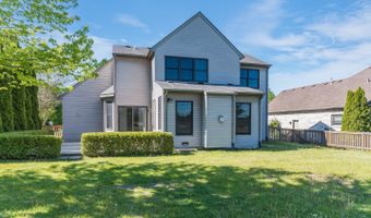 521 Ridgewood Dr, Antioch, IL 60002