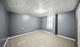 1410 Hamlin Dr, Ashtabula, OH 44004