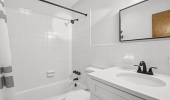 500 Surf Ave, Beachwood, NJ 08722