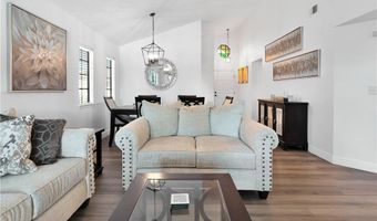 11722 Oak St, Apple Valley, CA 92308