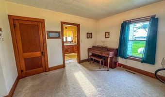 11936 150th St, Aredale, IA 50605