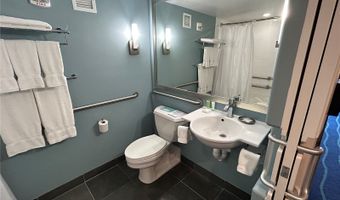 410 Atkinson Dr 2921, Honolulu, HI 96814