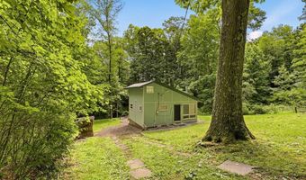 Clouse Road, Addison, PA 15411