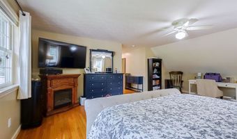 9 Taconic Dr, Amherst, NH 03031