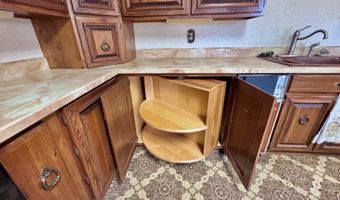 101 7th Ave NW, Bowman, ND 58623