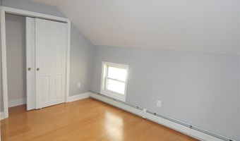 52 Hillwood St, Cranston, RI 02920