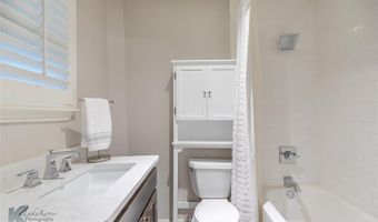 2050 Brentwood Dr, Abilene, TX 79605
