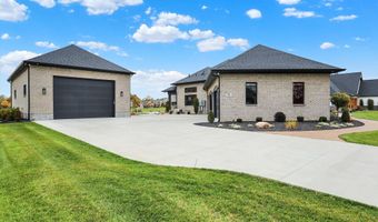 3961 Chapel Hill Ct, Bargersville, IN 46106