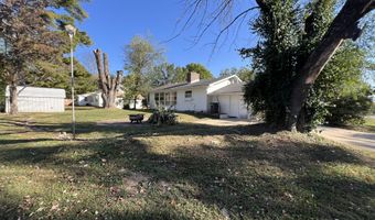 610 Gentry Ave, Ava, MO 65608