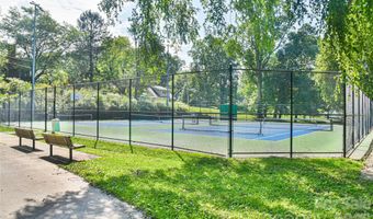 64 Arthur Rd, Asheville, NC 28806