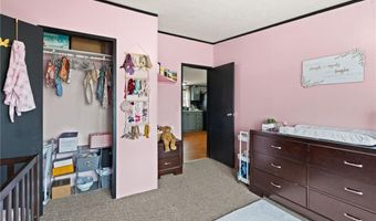 1323 W Kenwood Dr, Austin, IN 47102