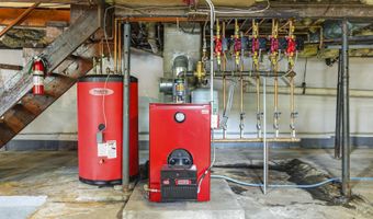 241 E Hardscrabble Rd, Auburn, ME 04210
