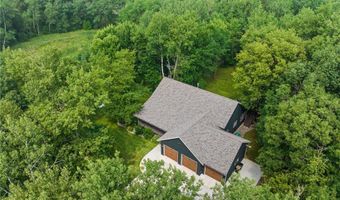 615 Woodsmen Dr NE, Alexandria, MN 56308