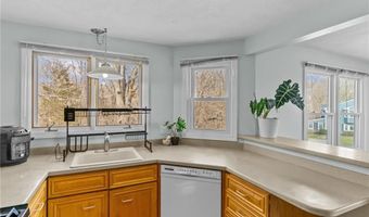 44 Knoll Pl D, North Providence, RI 02904