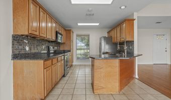 11313 N River Vue Cir, Biloxi, MS 39532