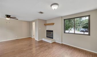 9405 Mackenzie Rd, Affton, MO 63123