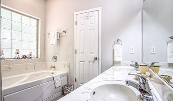 60 Calderon Way, Hot Springs Village, AR 71909