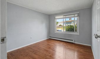 118 Duchess Rd, Cumberland, RI 02864