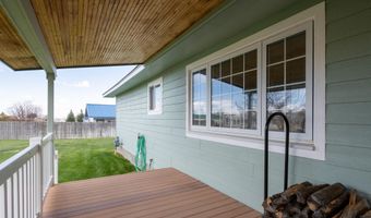 261 Hemlock St, Buffalo, WY 82834