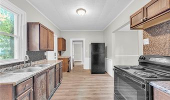 668 Sherman St, Akron, OH 44311