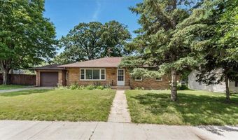 1220 Irving St, Alexandria, MN 56308