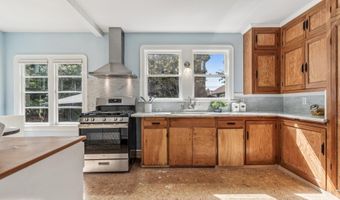 1405 Chestnut St, Alameda, CA 94501