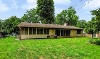 2812 Greenbriar Rd, Anderson, IN 46011