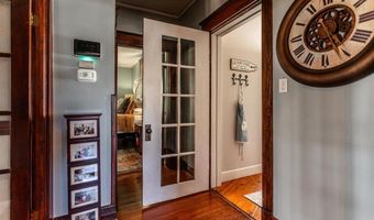 151 Burke St, Appomattox, VA 24522