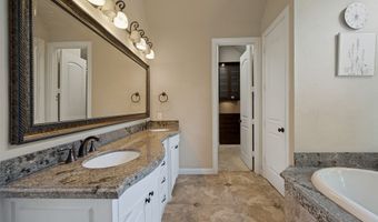 3785 Park Pl, Addison, TX 75001