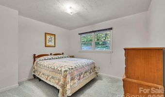 28 Glenview Rd, Asheville, NC 28804